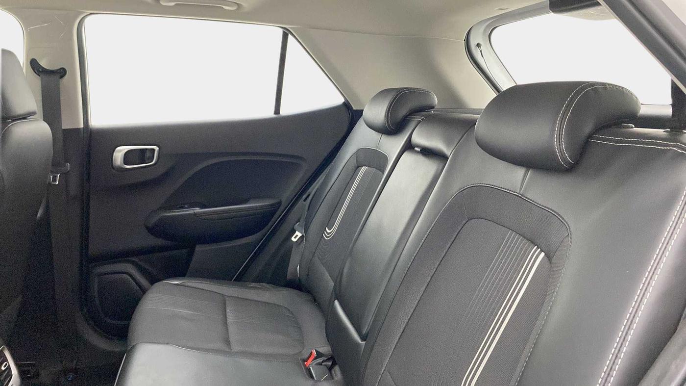 2020 Hyundai VENUE SX 1.0 (O) TURBO IMT, Petrol, Manual, 47,544 km, Right Side Rear Door Cabin