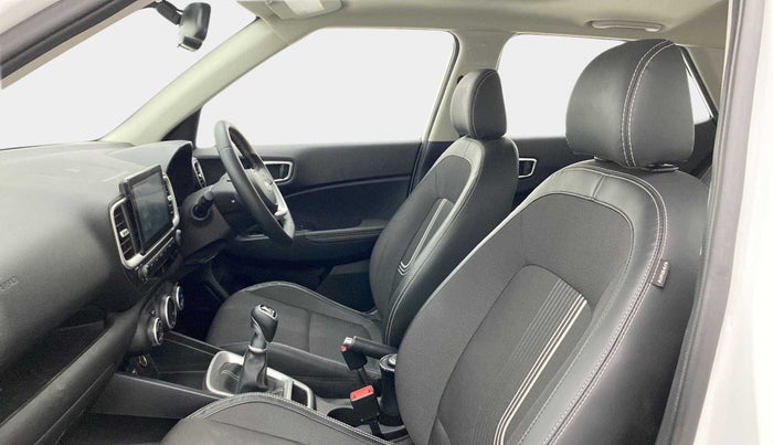 2020 Hyundai VENUE SX 1.0 (O) TURBO IMT, Petrol, Manual, 47,544 km, Right Side Front Door Cabin