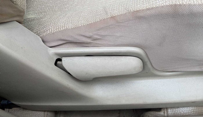 2015 Maruti Swift Dzire VXI, Petrol, Manual, 28,996 km, Driver Side Adjustment Panel