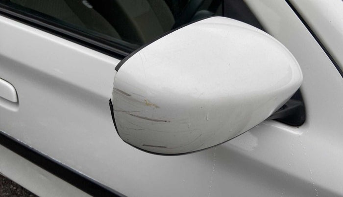 2016 Maruti Alto K10 VXI (O), Petrol, Manual, 95,155 km, Right rear-view mirror - Cover has minor damage