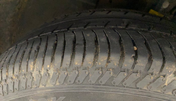 2020 Ford Ecosport TITANIUM 1.5L DIESEL, Diesel, Manual, 41,238 km, Left Front Tyre Tread