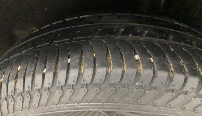 2020 Ford Ecosport TITANIUM 1.5L DIESEL, Diesel, Manual, 41,238 km, Left Rear Tyre Tread