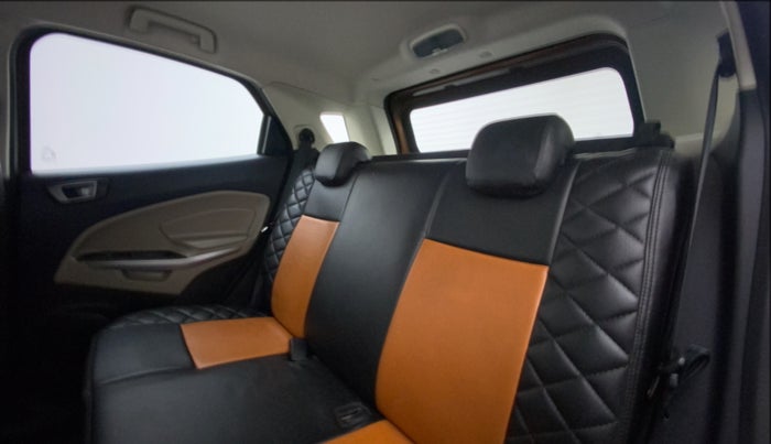 2020 Ford Ecosport TITANIUM 1.5L DIESEL, Diesel, Manual, 41,238 km, Right Side Rear Door Cabin