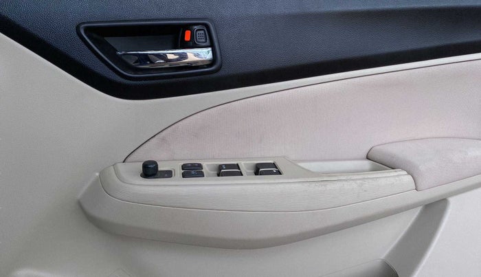 2018 Maruti Dzire VXI AMT, Petrol, Automatic, 86,837 km, Driver Side Door Panels Control