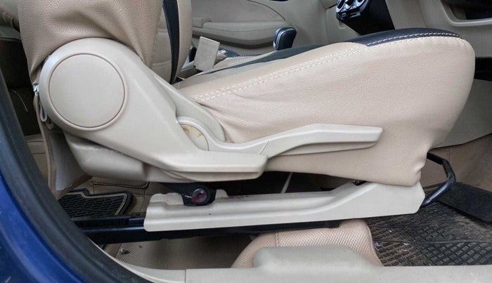 2018 Maruti Dzire VXI AMT, Petrol, Automatic, 86,837 km, Driver Side Adjustment Panel
