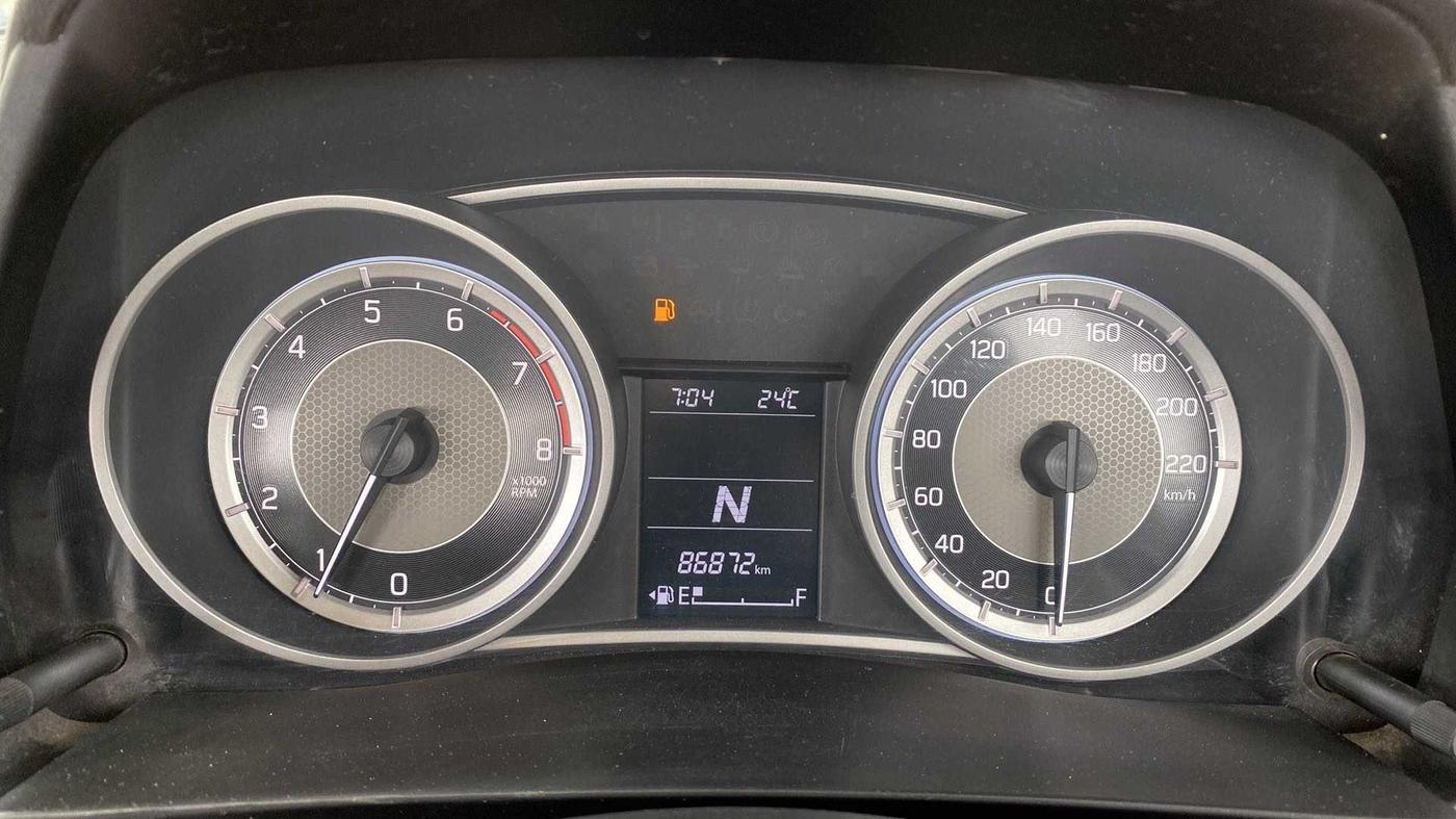 2018 Maruti Dzire VXI AMT, Petrol, Automatic, 86,837 km, Odometer Image