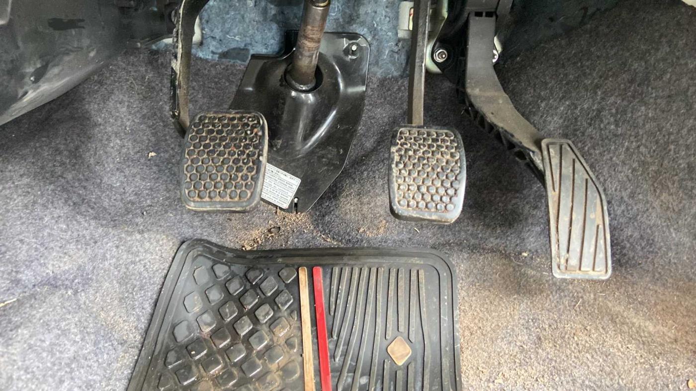 2019 Maruti Alto LXI, Petrol, Manual, 41,719 km, Pedals