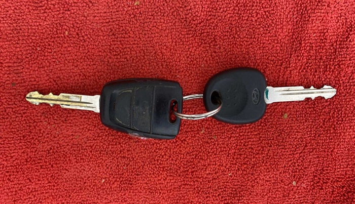 2019 Hyundai NEW SANTRO SPORTZ MT, Petrol, Manual, 40,380 km, Key Close Up