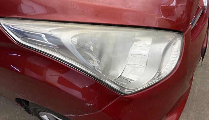 2013 Hyundai Eon SPORTZ, Petrol, Manual, 59,160 km, Right headlight - Minor scratches