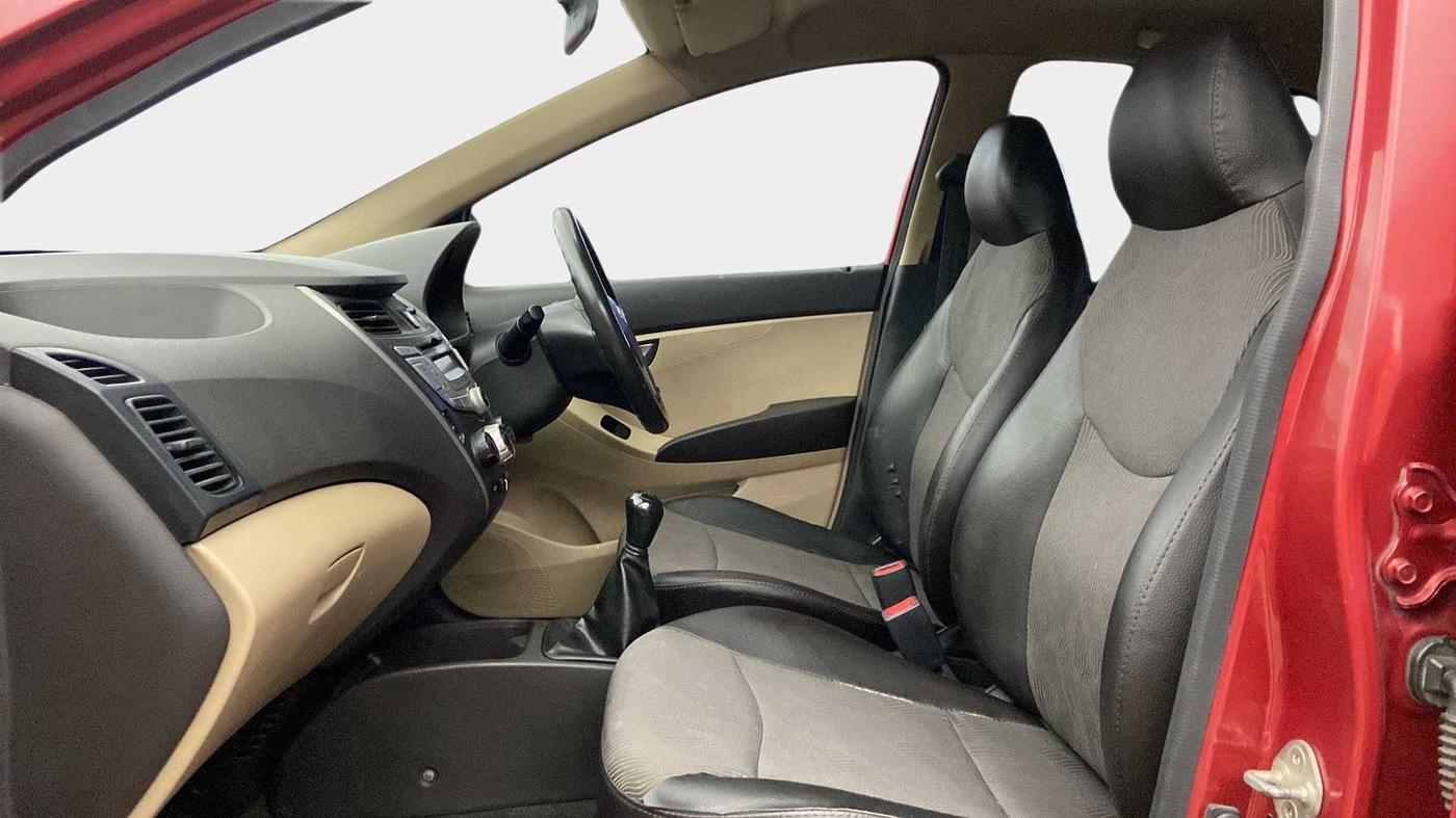 2013 Hyundai Eon SPORTZ, Petrol, Manual, 59,160 km, Right Side Front Door Cabin