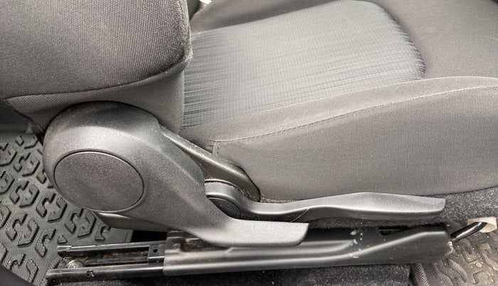 2023 Maruti Baleno  ZETA CNG 1.2L, CNG, Manual, 16,510 km, Driver Side Adjustment Panel