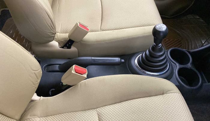 2015 Honda Brio S MT, Petrol, Manual, 97,786 km, Gear Lever
