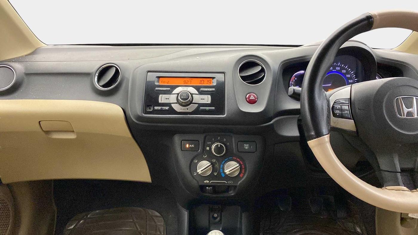 2015 Honda Brio S MT, Petrol, Manual, 97,786 km, Air Conditioner