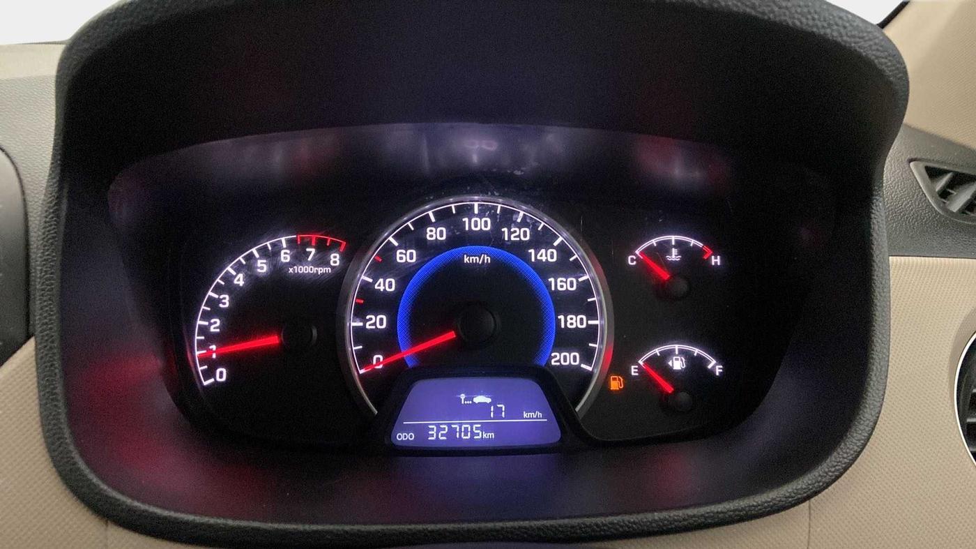 2016 Hyundai Grand i10 MAGNA 1.2 KAPPA VTVT, Petrol, Manual, 32,675 km, Odometer Image