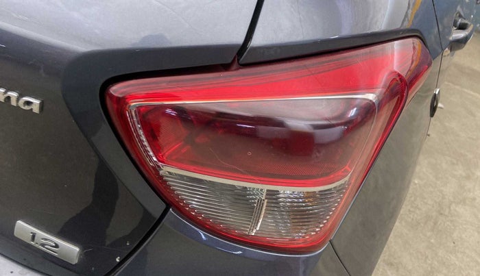 2016 Hyundai Grand i10 MAGNA 1.2 KAPPA VTVT, Petrol, Manual, 32,675 km, Right tail light - Minor scratches