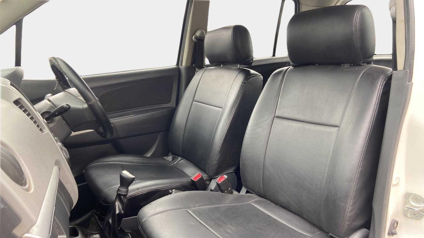 2012 Maruti Wagon R 1.0 LXI, Petrol, Manual, 89,751 km, Right Side Front Door Cabin