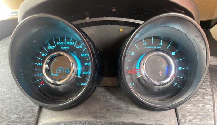 2017 Mahindra XUV500 W4, Diesel, Manual, 23,745 km, Odometer Image