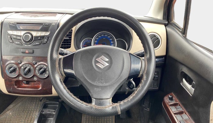 2017 Maruti Wagon R 1.0 VXI, Petrol, Manual, 28,874 km, Steering Wheel Close Up