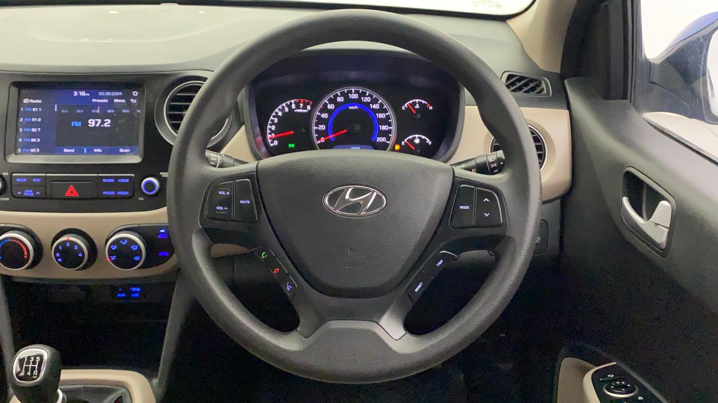 2019 Hyundai Grand i10 SPORTZ 1.2 KAPPA VTVT, Petrol, Manual, 31,632 km, Steering Wheel Close Up