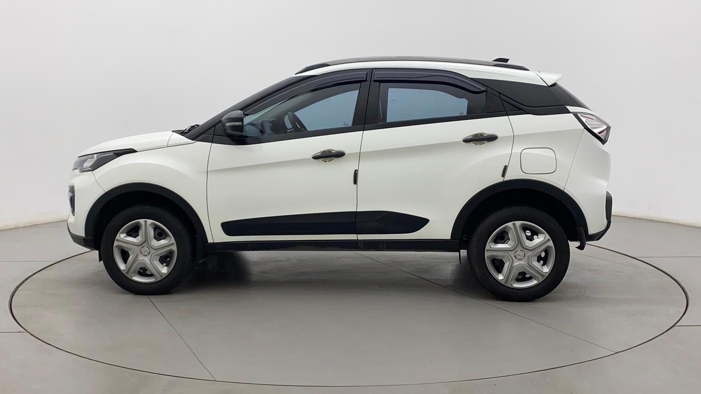 2022 Tata NEXON XM PLUS SUNROOF PETROL, Petrol, Manual, 12,086 km, Left Side