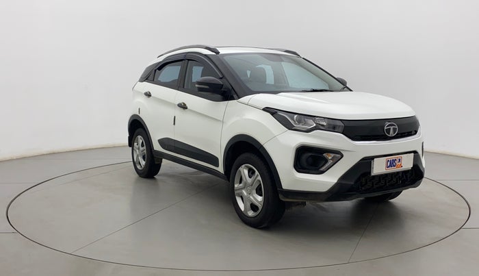 2022 Tata NEXON XM PLUS SUNROOF PETROL, Petrol, Manual, 12,086 km, Right Front Diagonal
