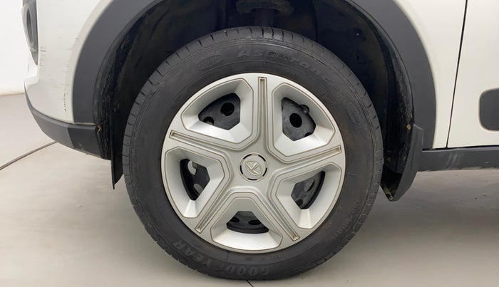 2022 Tata NEXON XM PLUS SUNROOF PETROL, Petrol, Manual, 12,086 km, Left Front Wheel