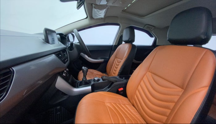 2022 Tata NEXON XM PLUS SUNROOF PETROL, Petrol, Manual, 12,086 km, Right Side Front Door Cabin