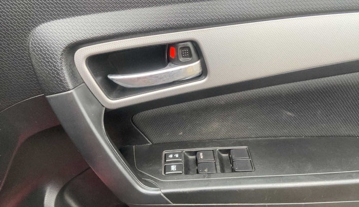 2021 Maruti Vitara Brezza ZXI, Petrol, Manual, 56,800 km, Driver Side Door Panels Control