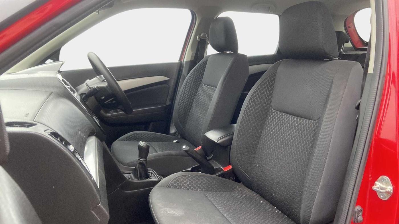 2021 Maruti Vitara Brezza ZXI, Petrol, Manual, 56,800 km, Right Side Front Door Cabin