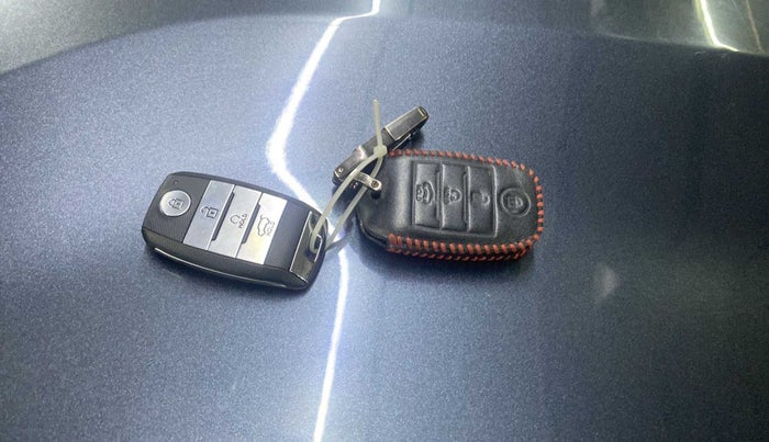 2022 KIA SONET GTX PLUS 1.5, Diesel, Manual, 28,481 km, Key Close Up