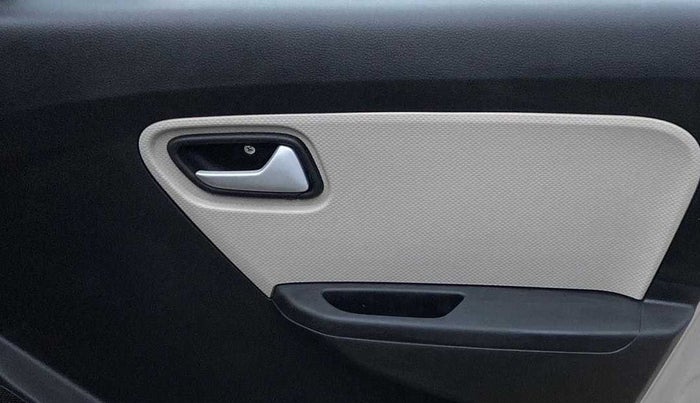 2022 Maruti Alto VXI, Petrol, Manual, 27,017 km, Driver Side Door Panels Control