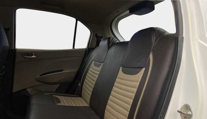 2018 Hyundai NEW SANTRO MAGNA CNG, CNG, Manual, 69,865 km, Right Side Rear Door Cabin