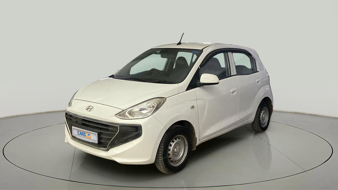 2018 Hyundai NEW SANTRO MAGNA CNG, CNG, Manual, 69,865 km, Left Front Diagonal