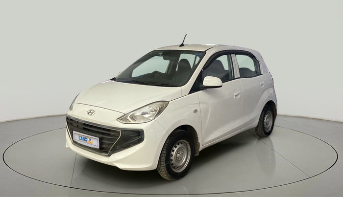 2018 Hyundai NEW SANTRO MAGNA CNG, CNG, Manual, 69,865 km, Left Front Diagonal