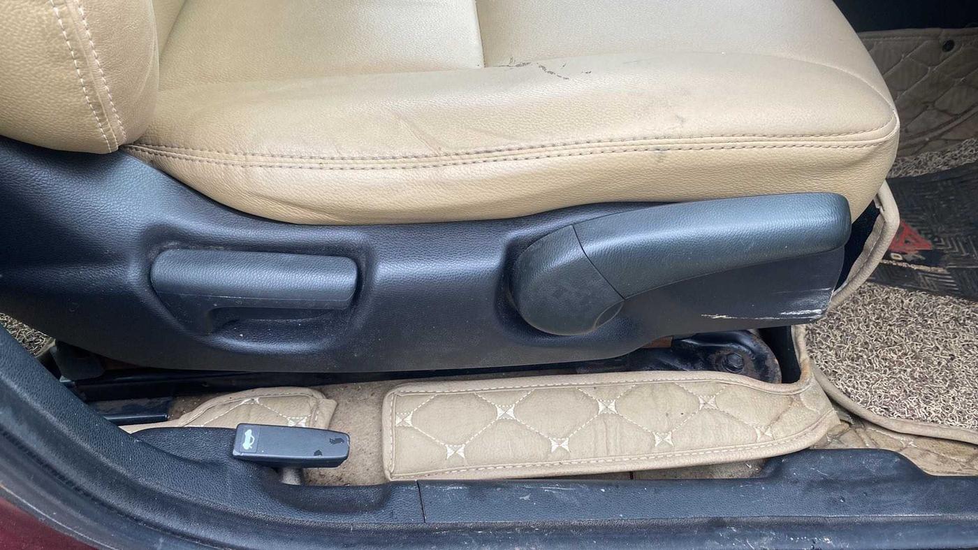 2015 Honda City 1.5L I-VTEC VX CVT, Petrol, Automatic, 53,384 km, Driver Side Adjustment Panel