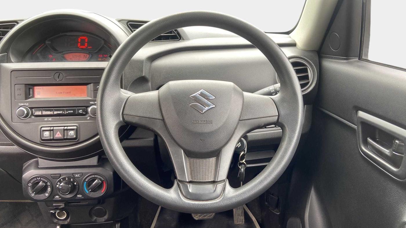 2020 Maruti S PRESSO VXI AMT, Petrol, Automatic, 50,702 km, Steering Wheel Close Up
