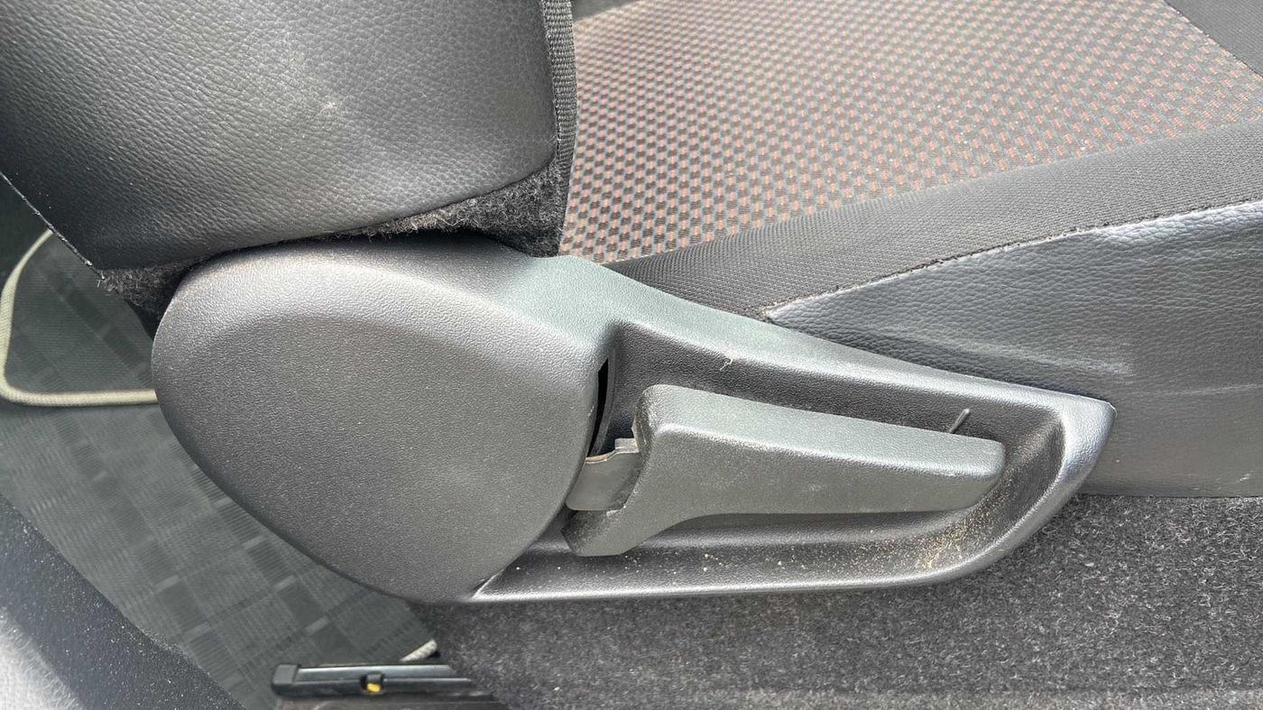 2020 Maruti S PRESSO VXI AMT, Petrol, Automatic, 50,702 km, Driver Side Adjustment Panel
