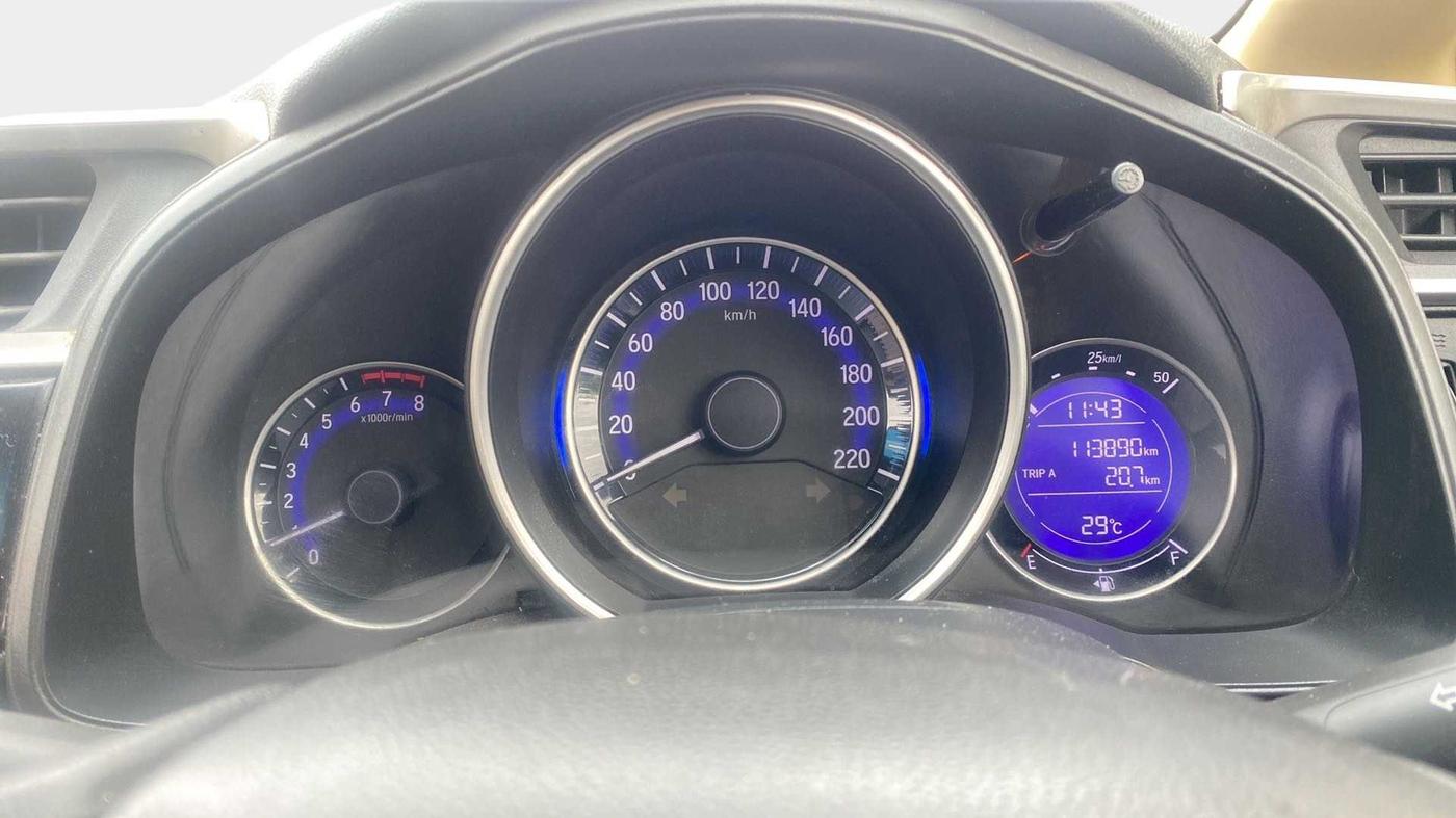 2016 Honda Jazz 1.2L I-VTEC V, CNG, Manual, 1,14,292 km, Odometer Image