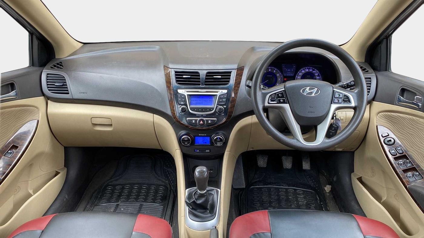 2013 Hyundai Verna FLUIDIC 1.6 VTVT SX, Petrol, Manual, 57,074 km, Dashboard