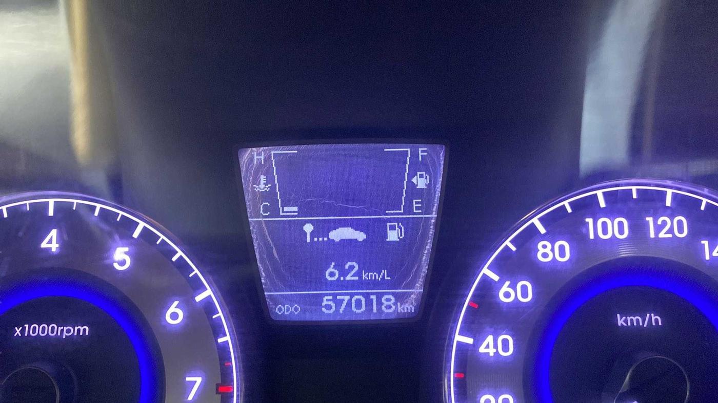 2013 Hyundai Verna FLUIDIC 1.6 VTVT SX, Petrol, Manual, 57,074 km, Odometer Image