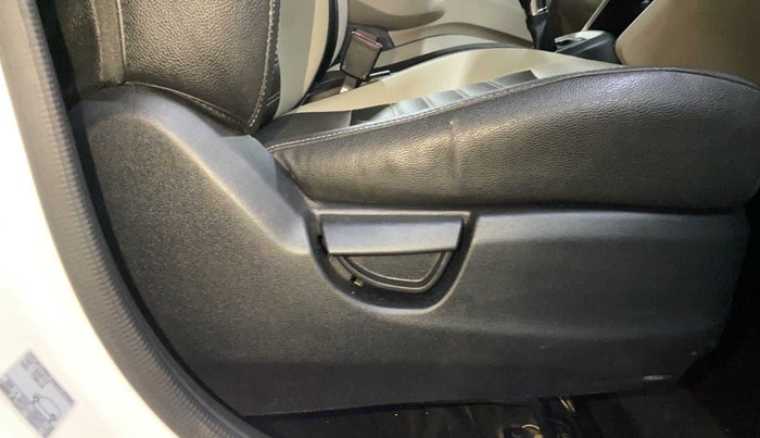 2020 Hyundai NEW SANTRO SPORTZ AMT, Petrol, Automatic, 38,659 km, Driver Side Adjustment Panel