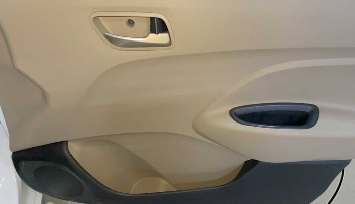 2020 Hyundai NEW SANTRO SPORTZ AMT, Petrol, Automatic, 38,659 km, Driver Side Door Panels Control