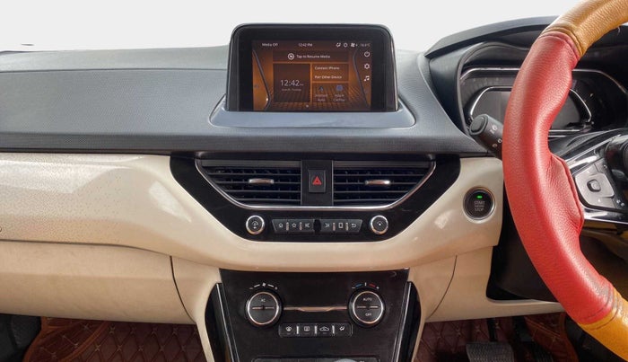 2020 Tata NEXON XZA PLUS (O) PETROL DUAL TONE, Petrol, Automatic, 45,237 km, Air Conditioner