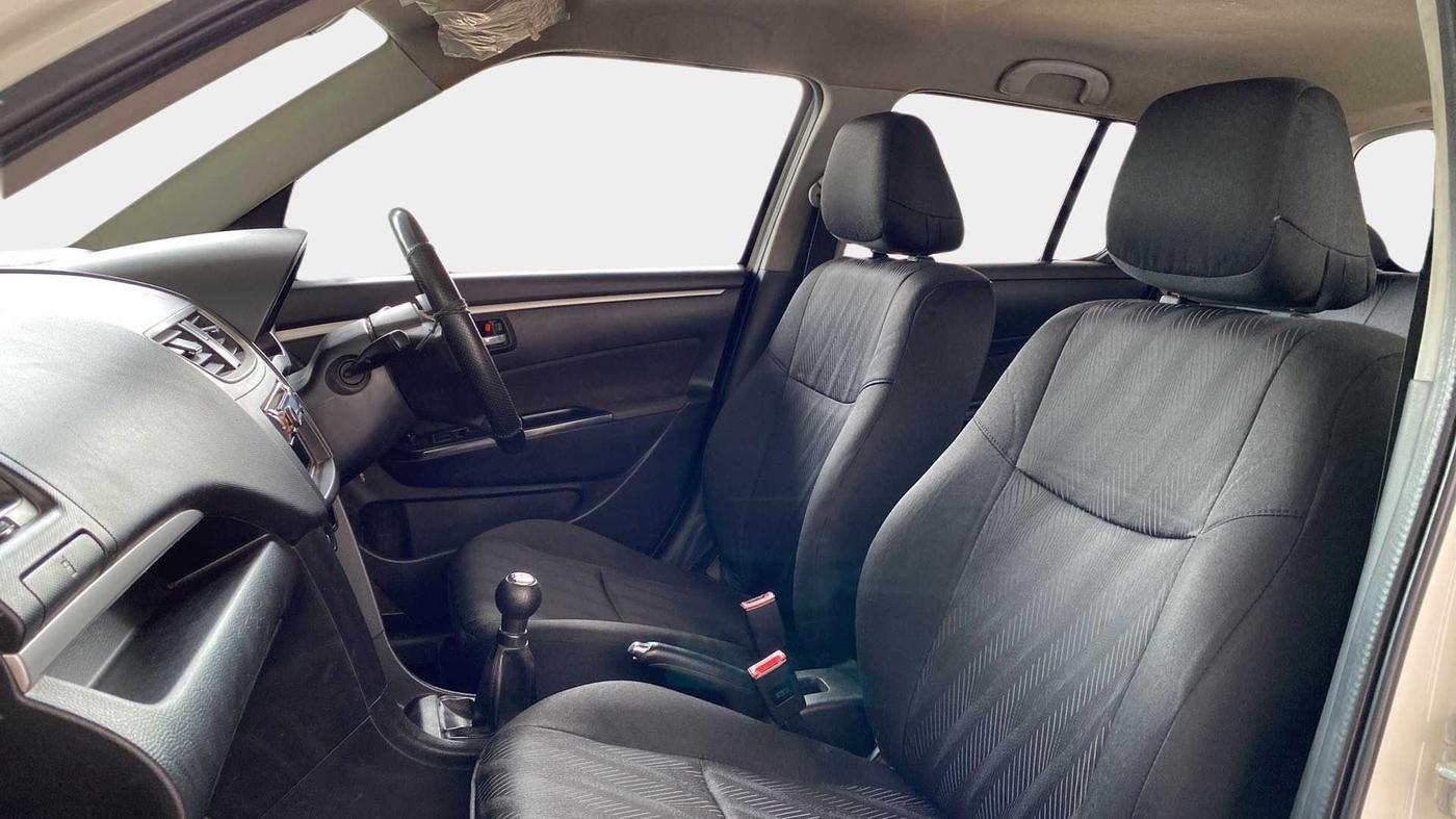 2012 Maruti Swift VDI, Diesel, Manual, 96,691 km, Right Side Front Door Cabin