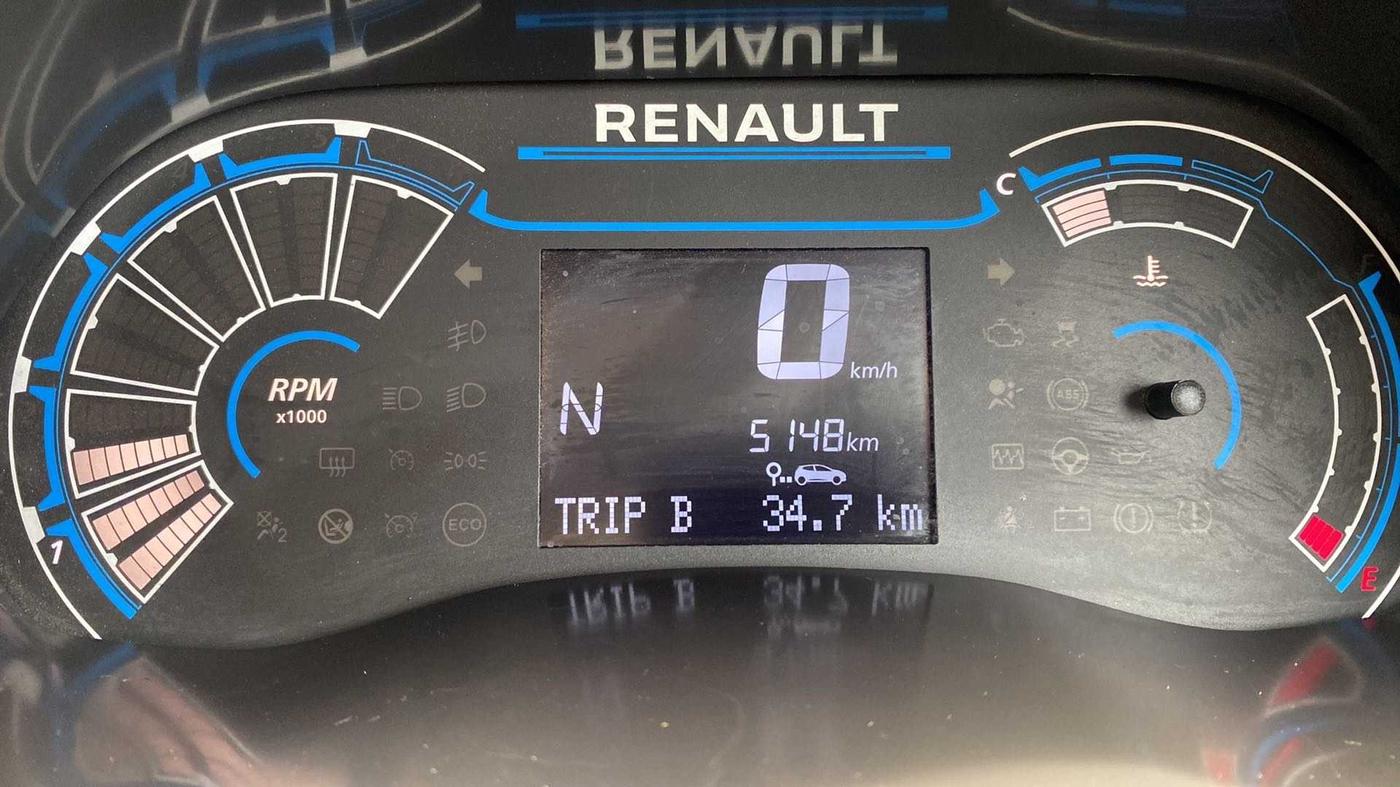 2022 Renault TRIBER RXT AMT, Petrol, Automatic, 5,146 km, Odometer Image