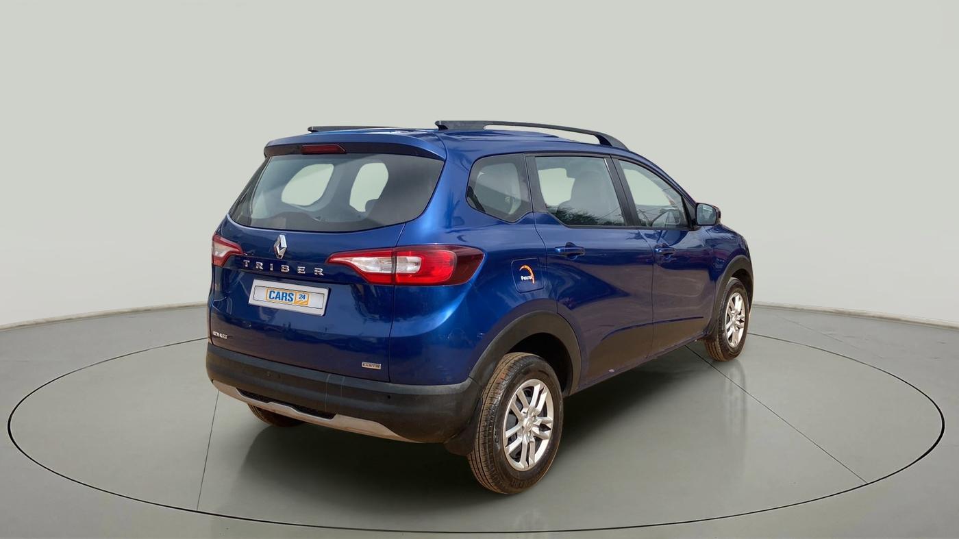 2022 Renault TRIBER RXT AMT, Petrol, Automatic, 5,146 km, Right Back Diagonal