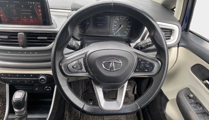 2023 Tata ALTROZ XZA PLUS, Petrol, Automatic, 26,246 km, Steering Wheel Close Up