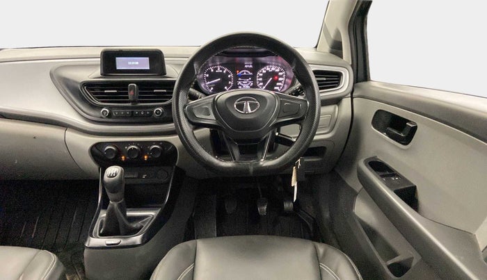 2021 Tata ALTROZ XE PETROL, Petrol, Manual, 44,120 km, Steering Wheel Close Up