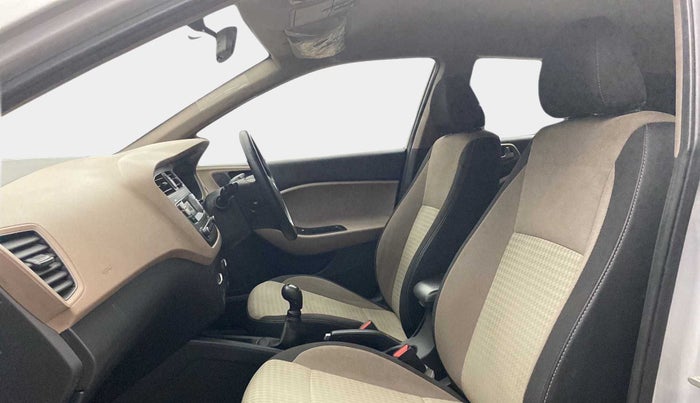 2018 Hyundai Elite i20 SPORTZ 1.2, Petrol, Manual, 48,924 km, Right Side Front Door Cabin