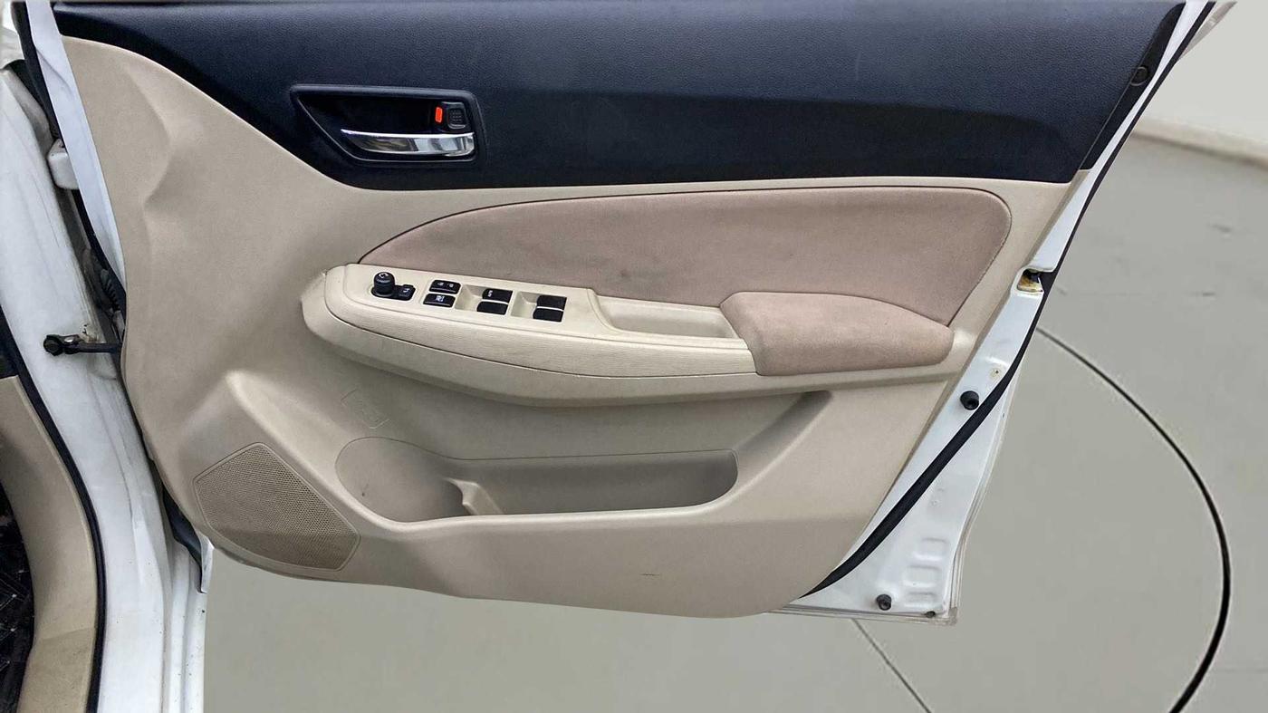 2020 Maruti Dzire VXI, Petrol, Manual, 61,172 km, Driver Side Door Panels Control